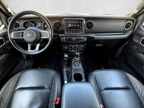 Used 2021 Jeep Wrangler Unlimited Sahara AWD/4WD image 15