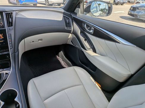 Used 2023 INFINITI Q50 Sensory RWD image 16
