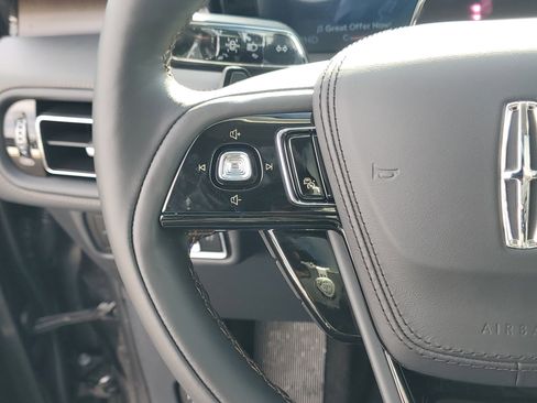 New 2025 Lincoln Aviator Reserve image 17