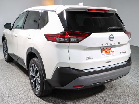 Used 2021 Nissan Rogue SV AWD/4WD image 9
