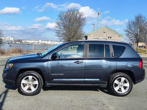 Used 2016 Jeep Compass Sport w/ Power Value Group image 4