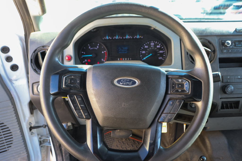 Used 2022 Ford F650 2WD Crew Cab Super Duty image 25