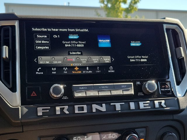 Used 2025 Nissan Frontier SV w/ SV Convenience Package RWD image 24