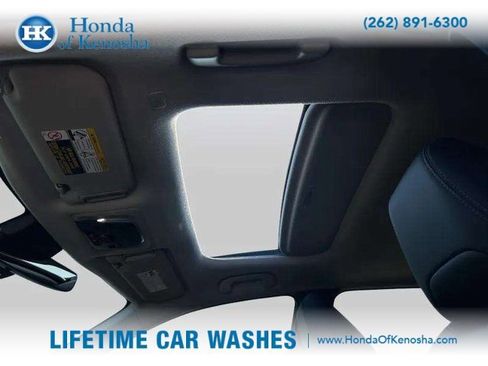 Used 2022 Toyota Corolla Cross XLE w/ Convenience Package image 30