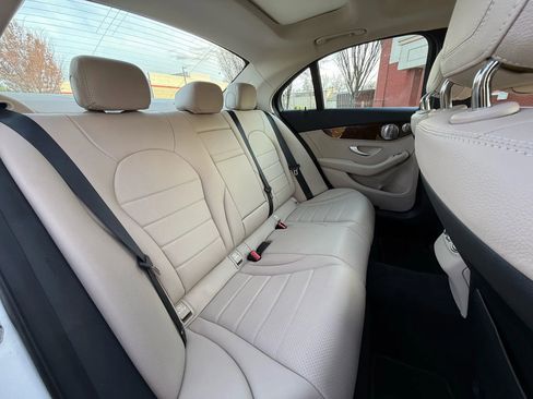 Used 2017 Mercedes-Benz C 300 Sedan image 24