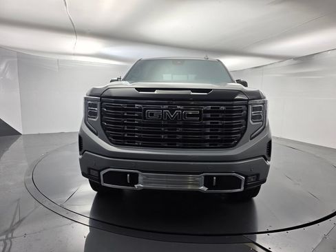 Used 2025 GMC Sierra 1500 Denali Ultimate AWD/4WD image 2