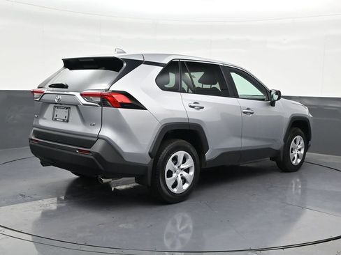 Used 2025 Toyota RAV4 LE FWD image 5
