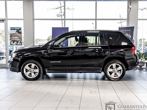 Used 2013 Jeep Compass Sport AWD/4WD image 6