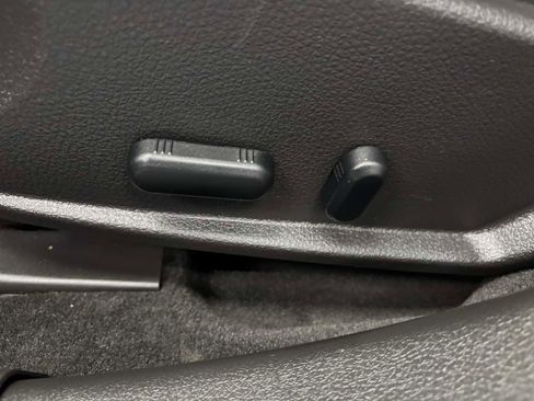 Used 2010 Ford Fusion Hybrid FWD image 18
