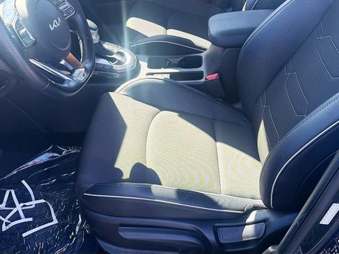 Used 2023 Kia Forte GT-Line w/ GT-Line Technology Package FWD image 19