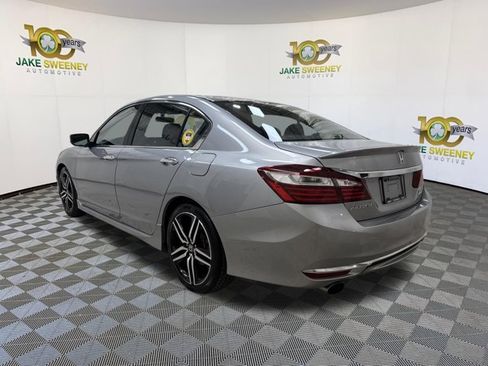 Used 2017 Honda Accord Sport Special Edition image 7