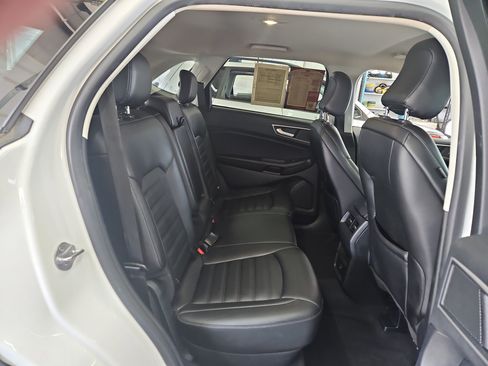 Used 2022 Ford Edge SEL AWD/4WD image 10