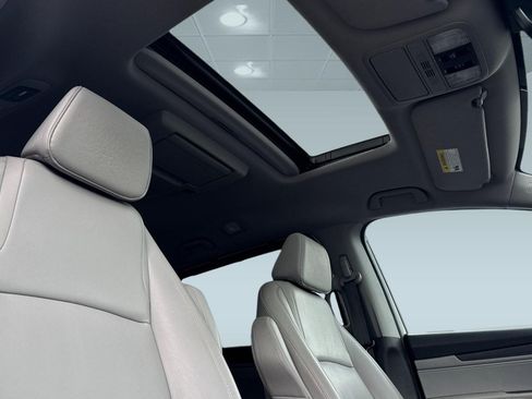Used 2019 Honda Odyssey EX-L image 16