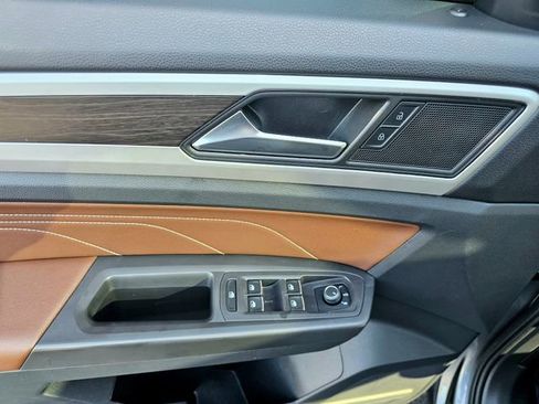 Used 2022 Volkswagen Atlas SE AWD/4WD image 26