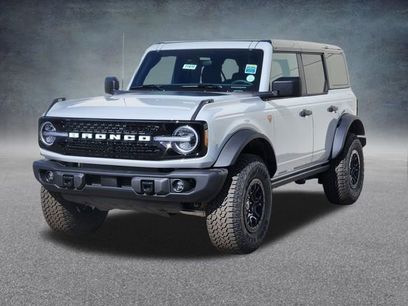 New 2026 Ford Bronco Badlands w/ Sasquatch Package