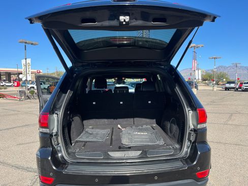 Used 2014 Jeep Grand Cherokee Limited image 34