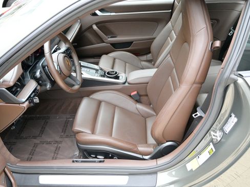 Used 2020 Porsche 911 Carrera 4S image 17