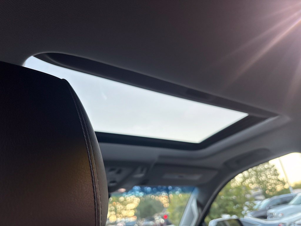 Used 2019 Cadillac Escalade Luxury AWD/4WD image 20