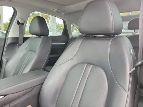 Used 2023 Hyundai Sonata Limited FWD image 16