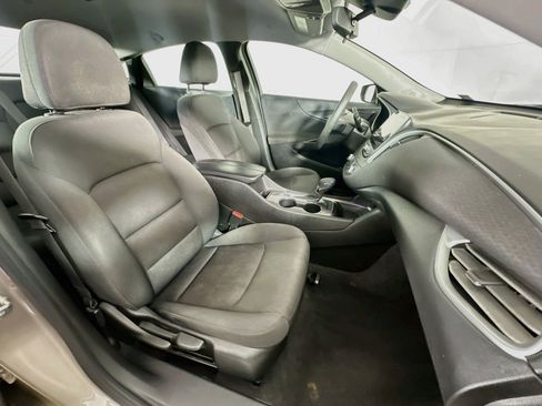 Used 2023 Chevrolet Malibu LT w/ Driver Confidence Package FWD image 29