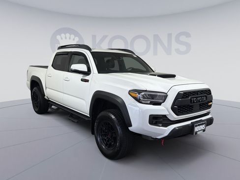 Used 2021 Toyota Tacoma TRD Pro AWD/4WD image 10