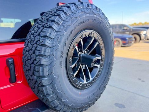 New 2026 Jeep Wrangler Unlimited Rubicon AWD/4WD image 11