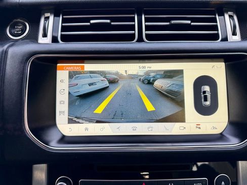 Used 2017 Land Rover Range Rover HSE image 24