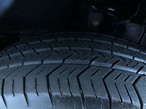 Used 1997 Mercedes-Benz C 230 image 11