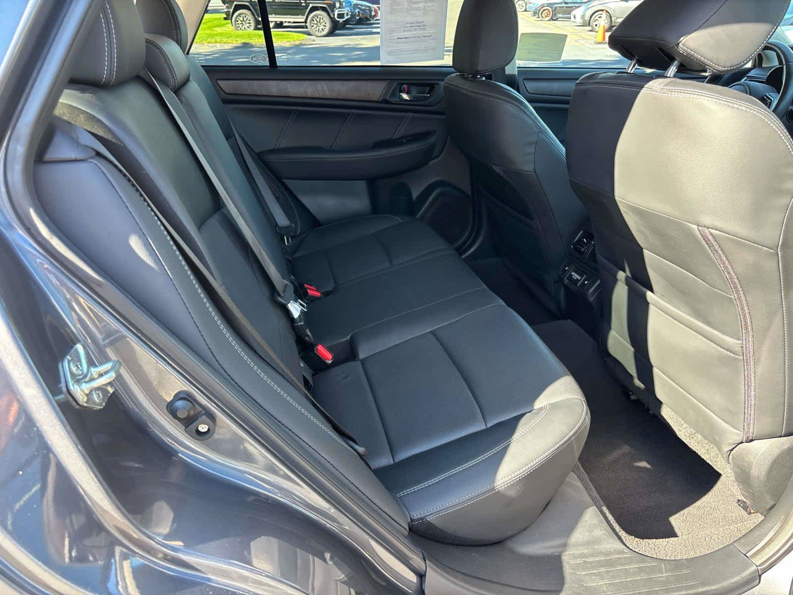 Used 2018 Subaru Outback 2.5i Limited AWD/4WD image 16