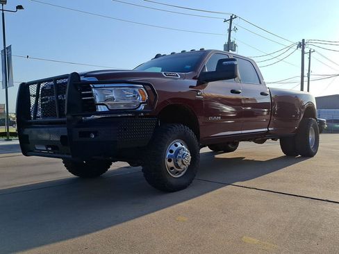 Used 2024 RAM 3500 Big Horn w/ Protection Group AWD/4WD image 4