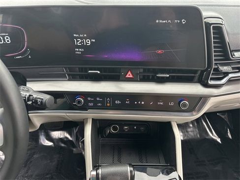 Certified 2023 Kia Sportage EX image 18