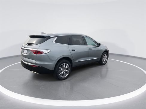Used 2023 Buick Enclave Essence w/ Experience Buick Package image 8