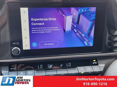 Used 2025 Toyota Camry SE w/ Convenience Package AWD/4WD image 18