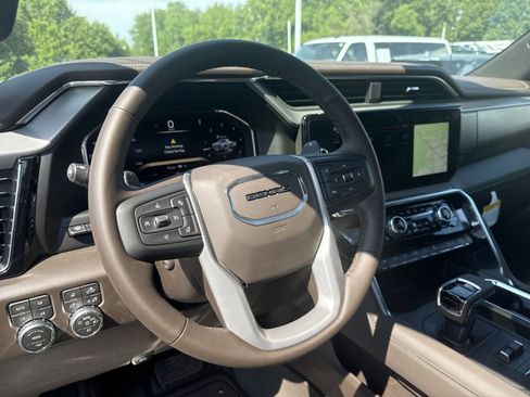 New 2026 GMC Sierra 1500 Denali w/ Denali Reserve Package AWD/4WD image 14