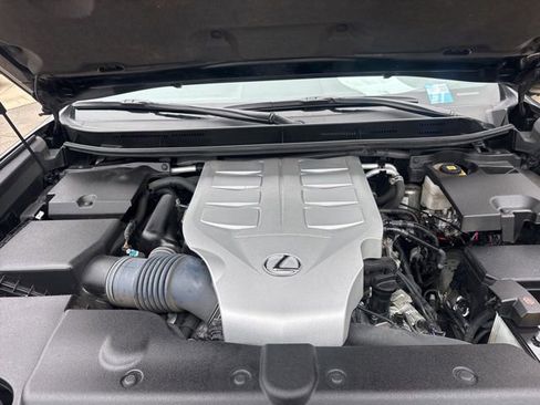 Used 2023 Lexus GX 460 Premium w/ Premium Plus Package image 36