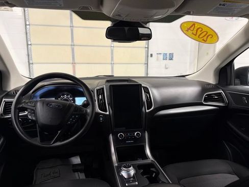 Certified 2024 Ford Edge SE AWD/4WD image 12
