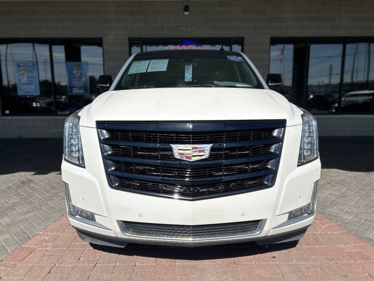 Used 2017 Cadillac Escalade ESV Luxury AWD/4WD image 26