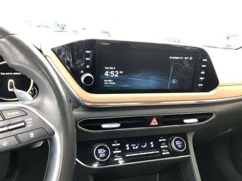 Used 2021 Hyundai Sonata Limited w/ Preferred Accessory Package image 14