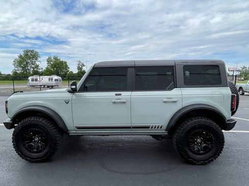 Used 2021 Ford Bronco First Edition AWD/4WD image 11