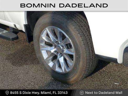 Used 2022 Chevrolet Silverado 1500 LTZ image 5