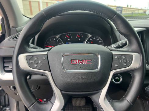 Used 2020 GMC Terrain SLE w/ Driver Convenience Package image 15