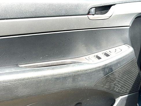 Used 2025 Hyundai Palisade SEL FWD image 16