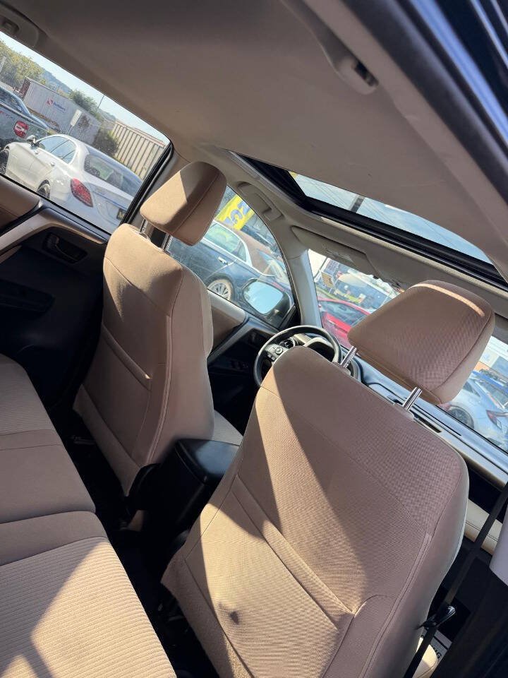 Used 2013 Toyota RAV4 XLE FWD image 16