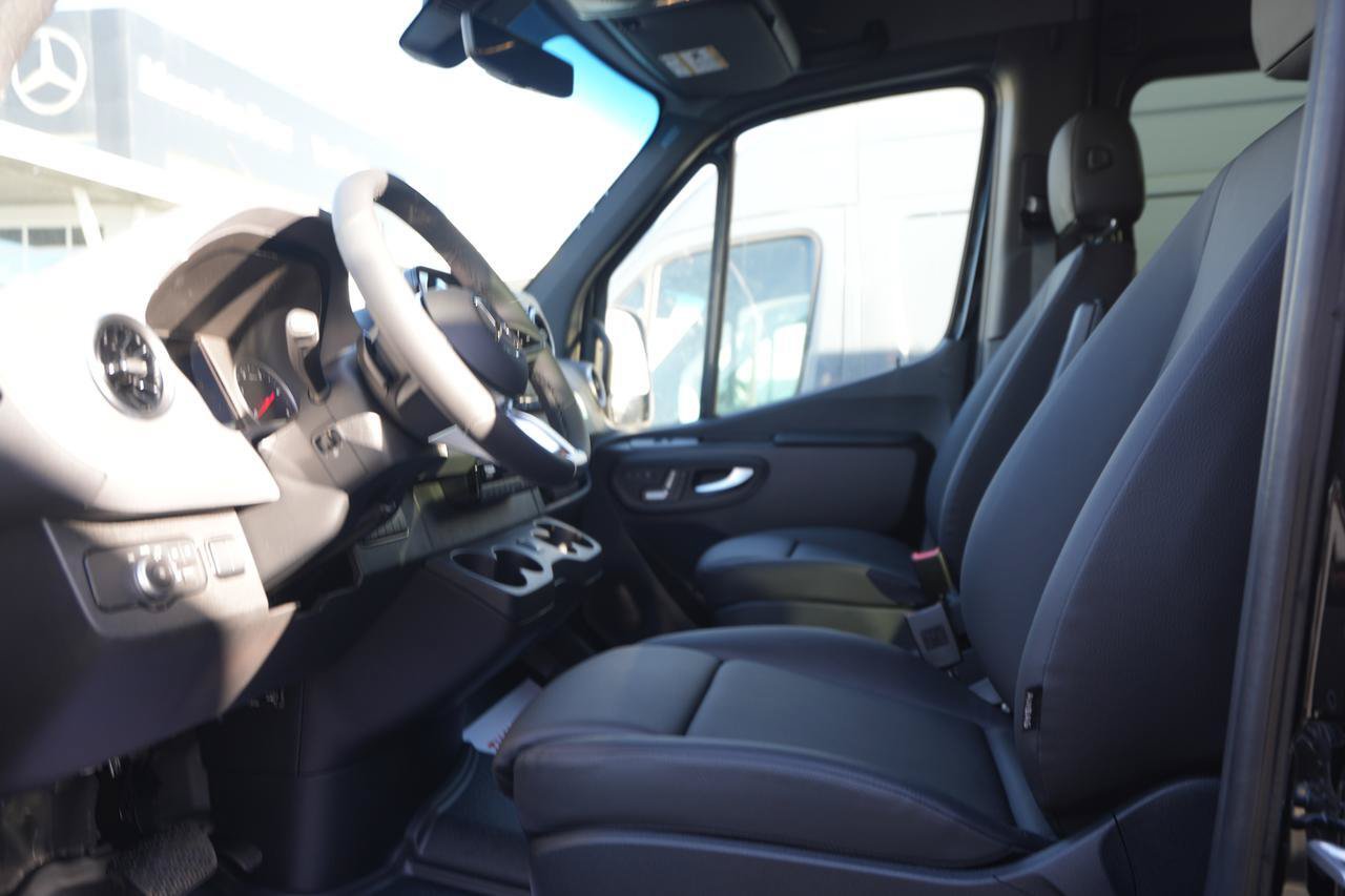 New 2026 Mercedes-Benz Sprinter 2500 image 11