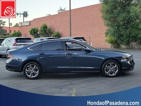 Used 2023 Honda Accord EX image 4