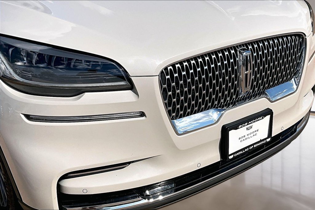 Used 2022 Lincoln Aviator Reserve w/ Elements Package Plus RWD image 31