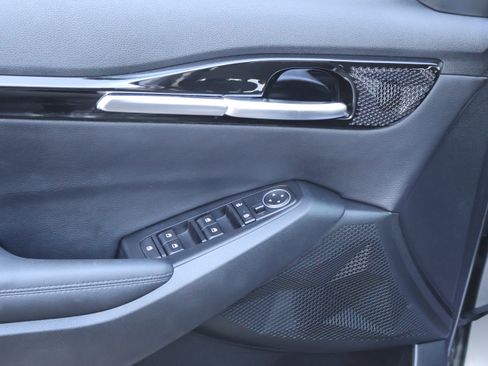 Used 2023 Kia Seltos S image 22