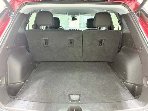 Used 2022 Chevrolet Blazer LT FWD image 30
