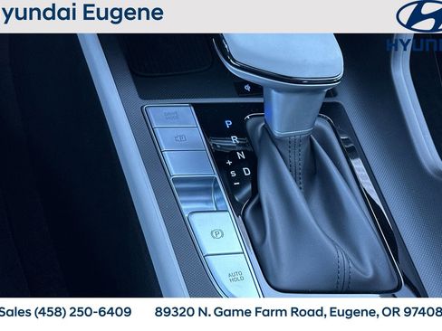 Used 2025 Hyundai Elantra Limited w/ Cargo Package image 26