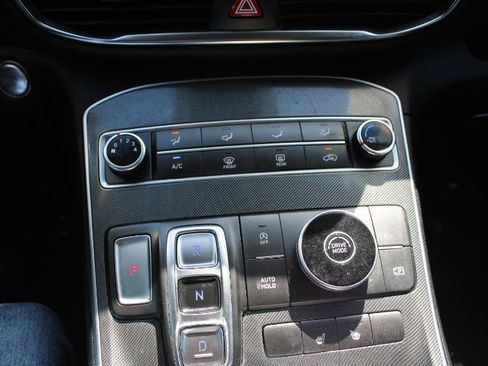 Used 2022 Hyundai Santa Fe SEL FWD image 11